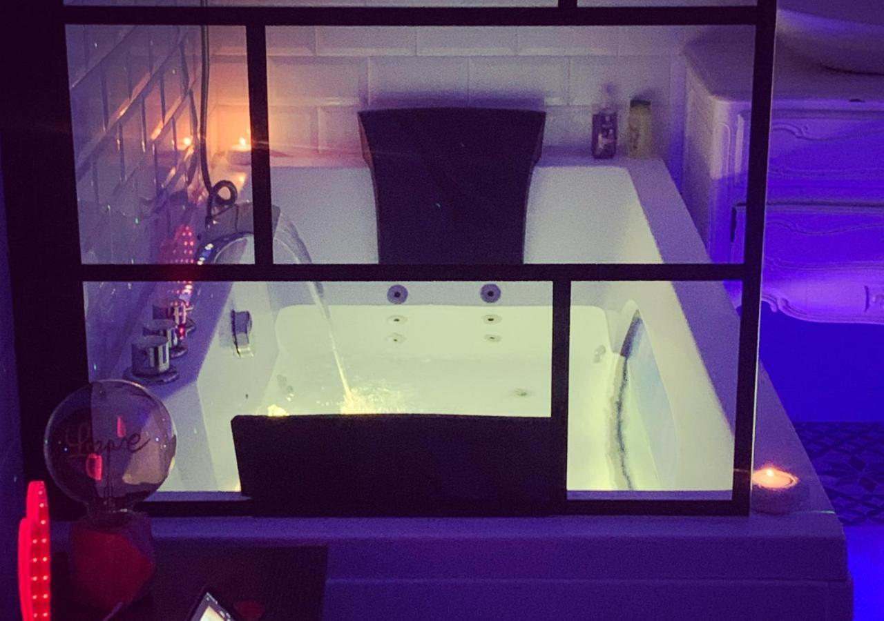 Amour Azur Appartement Pour 2 Avec Jacuzzi Et Terrasse A 2 Minutes De La Mer Валорис Екстериор снимка