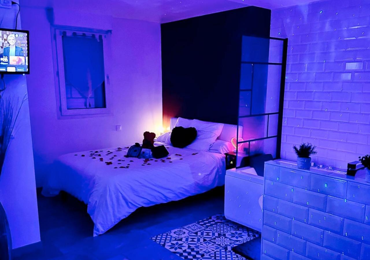 Amour Azur Appartement Pour 2 Avec Jacuzzi Et Terrasse A 2 Minutes De La Mer Валорис Екстериор снимка