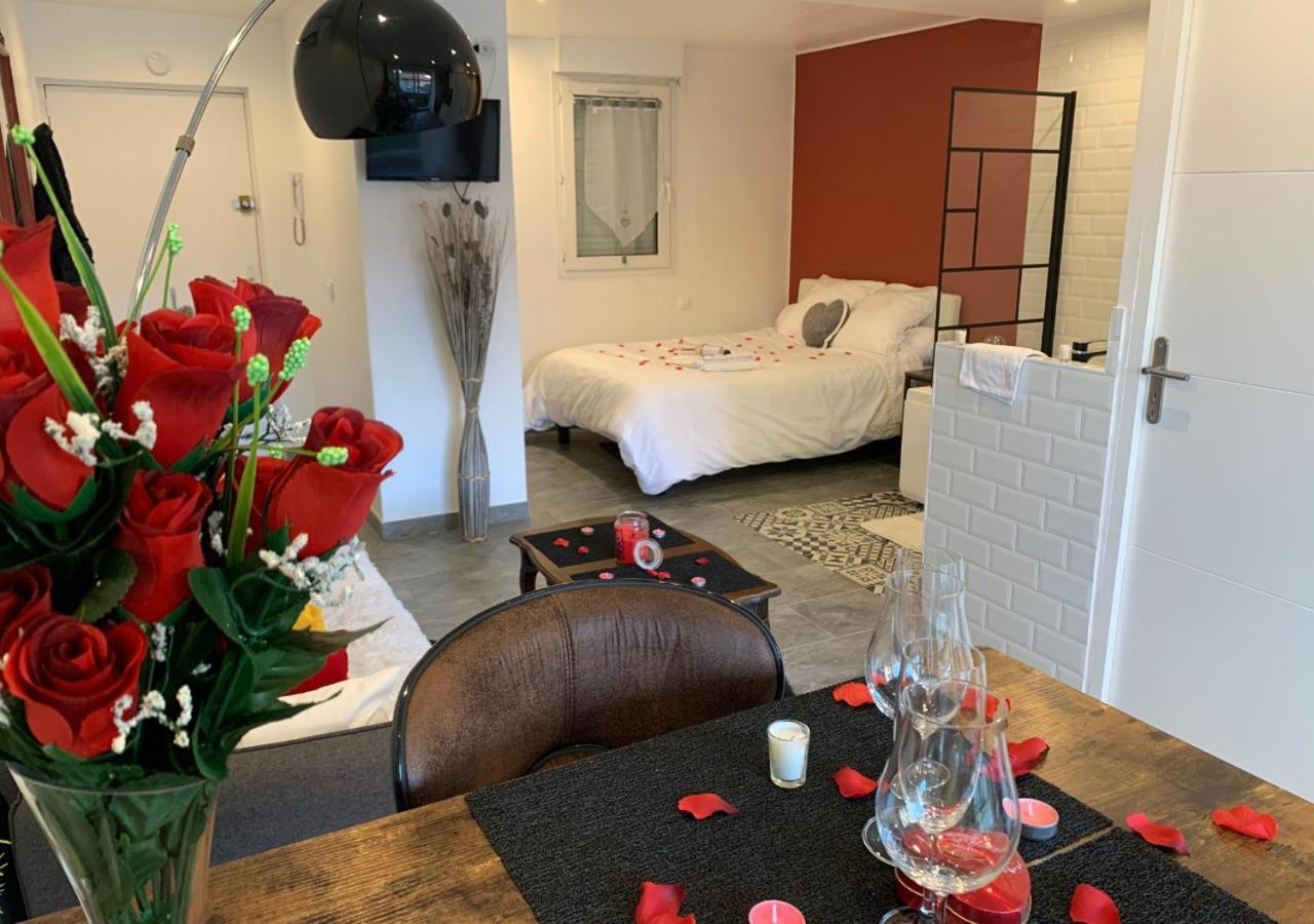 Amour Azur Appartement Pour 2 Avec Jacuzzi Et Terrasse A 2 Minutes De La Mer Валорис Екстериор снимка